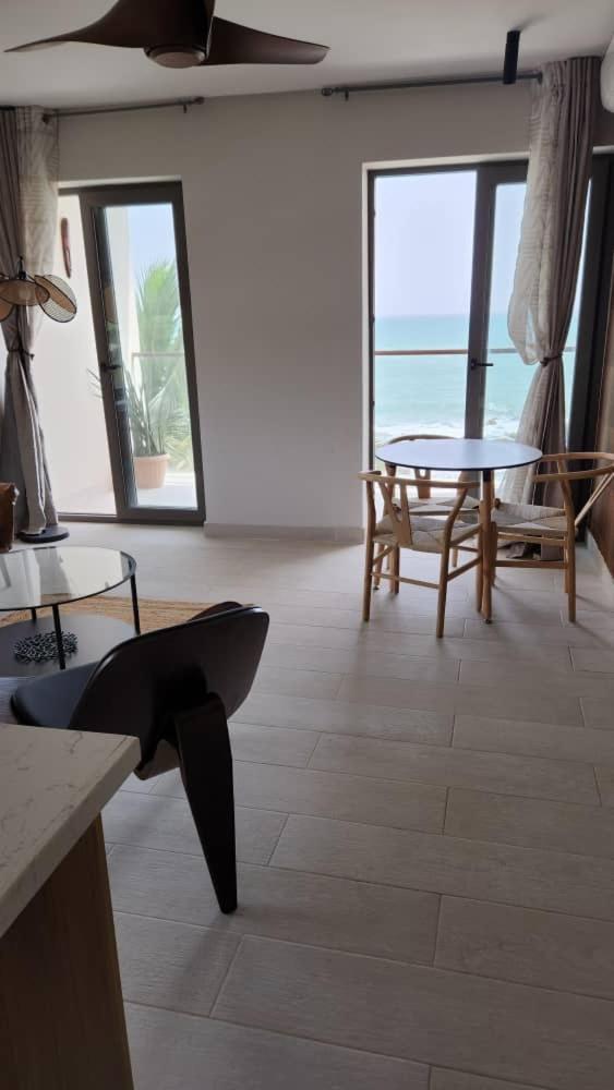 Serenity Terraces Beach, Hotel - Kokrobite Exteriör bild